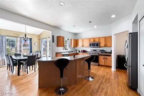1614 Bellview St NE, Canton, OH 44721 photo 11
