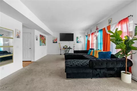 1614 Bellview St NE, Canton, OH 44721 photo 8