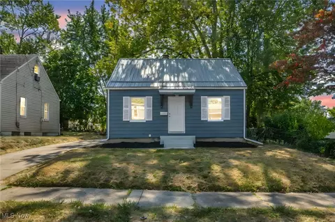 1170 Reed Ave, Akron, OH 44306