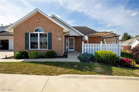 2457 Barrington Way #327, Wooster, OH 44691