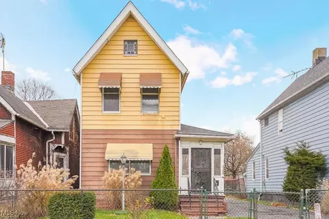 2304 E 101st St, Cleveland, OH 44106