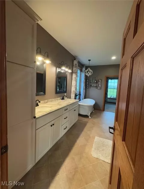 49402 Patton Rd, Jerusalem, OH 43747 photo 12