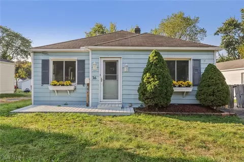 36 Grandmere Dr, Bedford, OH 44146