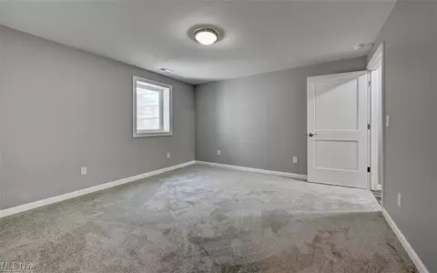 329 Lloyd St, Dover, OH 44622 photo 13