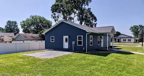 329 Lloyd St, Dover, OH 44622 photo 16