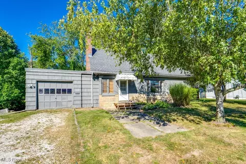 1205 Sippo Ave SW, Canton, OH 44710