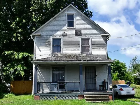 1459 West Ave, Warren, OH 44483