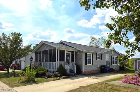 9085 Sandpiper Dr, Streetsboro, OH 44241