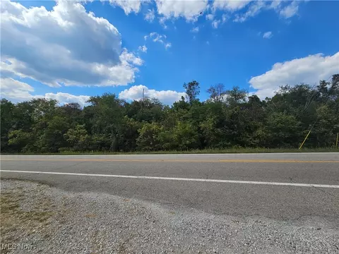 N 7th Street, Mcconnelsville, OH 43756