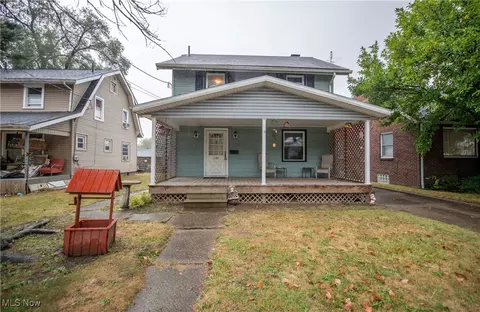 2107 Harrisburg Rd NE, Canton, OH 44705