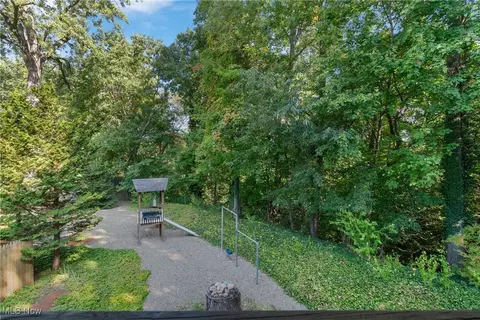 1599 Riverside Dr, Akron, OH 44310 photo 34