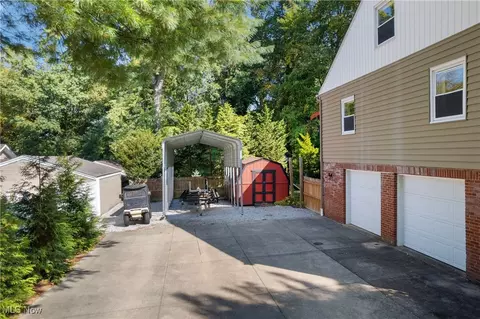 1599 Riverside Dr, Akron, OH 44310 photo 33