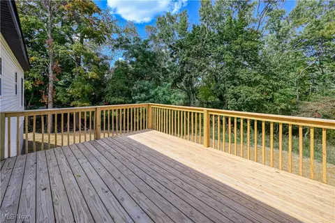 44 S River Rd, Munroe Falls, OH 44262 photo 32
