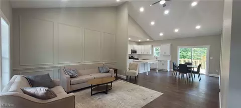 44 S River Rd, Munroe Falls, OH 44262 photo 5