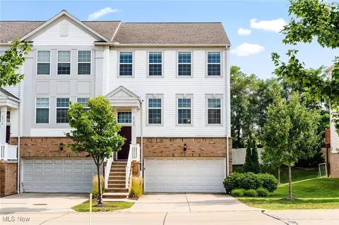 6500 Park Pointe Ct, Pepper Pike, OH 44124