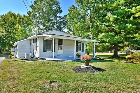 294 Champion Ave E, Warren, OH 44483