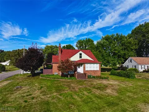 3939 Cleveland Ave SW, Canton, OH 44707