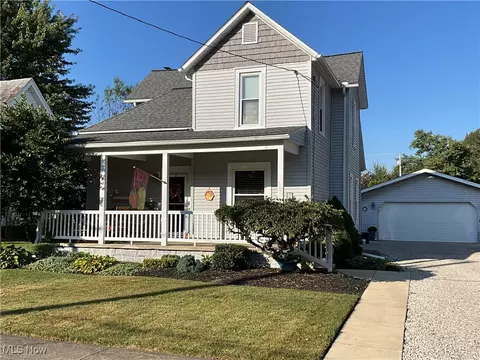 128 First St, New London, OH 44851