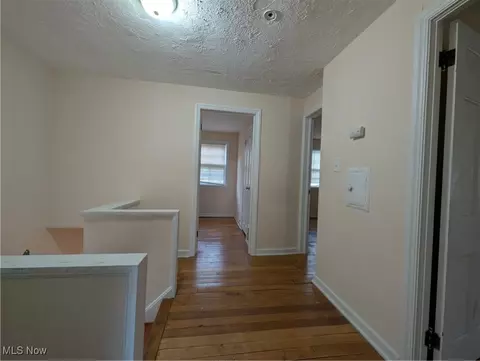 5151 Erwin St, Maple Heights, OH 44137 photo 12