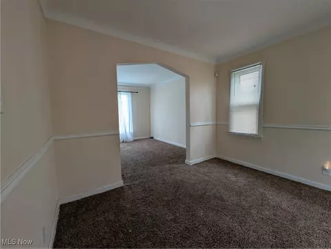 5151 Erwin St, Maple Heights, OH 44137 photo 5