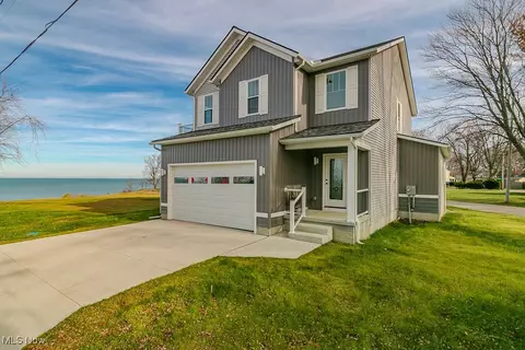 1006 Robinhood Ave, Painesville, OH 44077