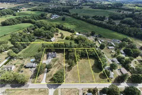 591 N Mill St #D, Fredericksburg, OH 44627