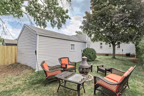 30129 Robert St, Wickliffe, OH 44092 photo 27
