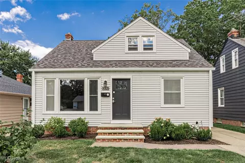 30129 Robert St, Wickliffe, OH 44092
