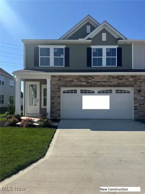 5062 Shepherds Gln, Willoughby, OH 44094