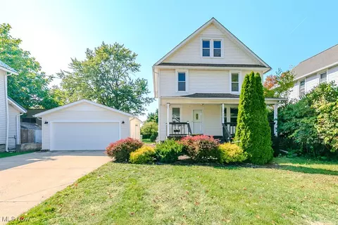 429 Eagle St, Fairport Harbor, OH 44077