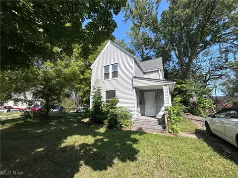 14809 Pepper Ave, Cleveland, OH 44110