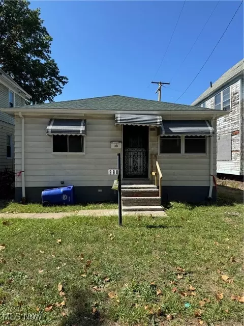 990 E 129th St, Cleveland, OH 44108