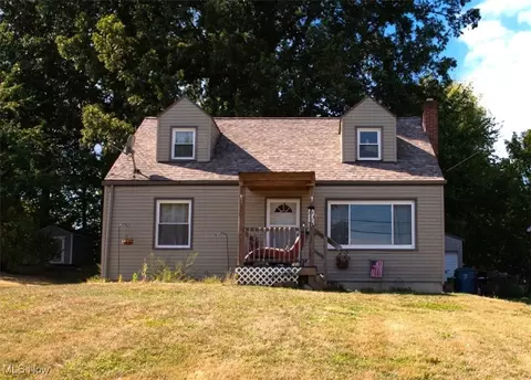 531 Audrey Ln, Struthers, OH 44471