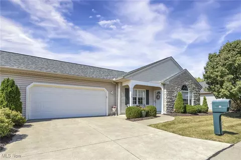 156 Arrow Ct, Elyria, OH 44035 photo 3