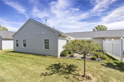 156 Arrow Ct, Elyria, OH 44035 photo 7