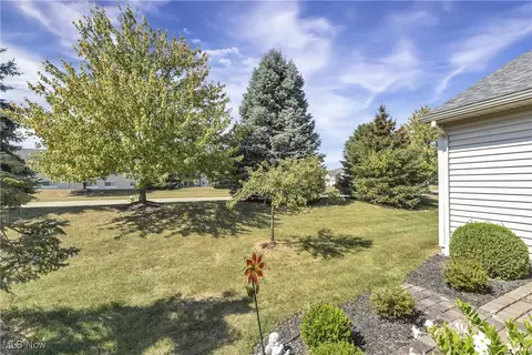156 Arrow Ct, Elyria, OH 44035 photo 40