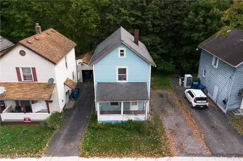 View/Area - 180 Poland Ave, Struthers, OH 44471 photo 1 of 3