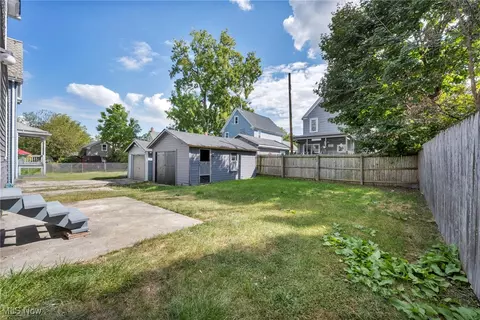 238 George St, Elyria, OH 44035 photo 7