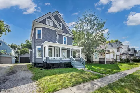 238 George St, Elyria, OH 44035 photo 4