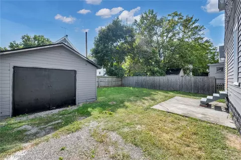 238 George St, Elyria, OH 44035 photo 6