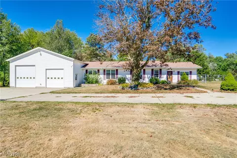 3381 Alexander Rd, Atwater, OH 44201