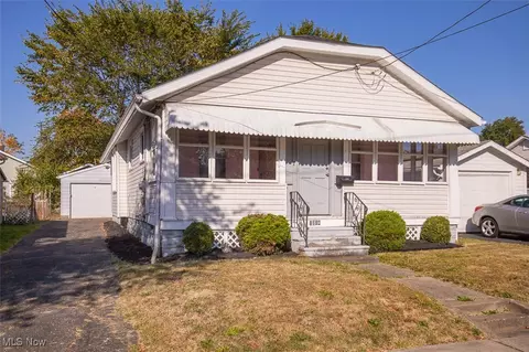1214 Allendale Ave, Akron, OH 44306