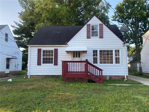 25650 Shoreview Ave, Euclid, OH 44132