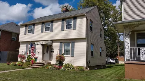 Exterior - 1979 E 32nd St, Lorain, OH 44055 photo 1 of 13