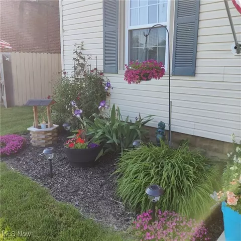 Exterior - 1979 E 32nd St, Lorain, OH 44055 photo 3 of 13
