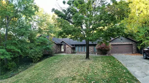1530 Willoughby Dr, Wooster, OH 44691