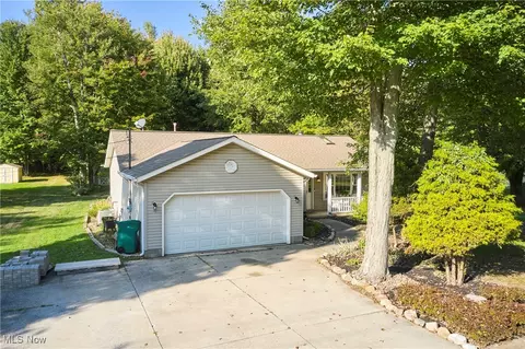 5735 W Maple Rd, Geneva, OH 44041