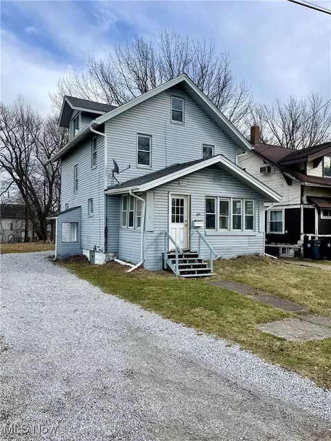 495 Elbon Ave, Akron, OH 44306