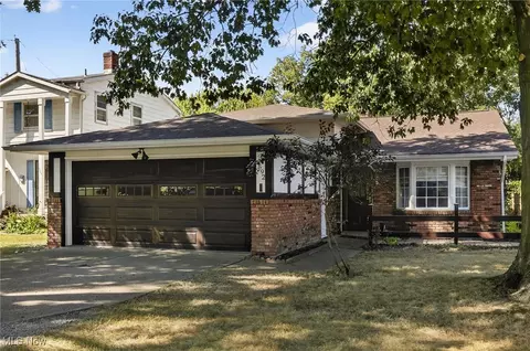 6592 Edward St, Mentor, OH 44060