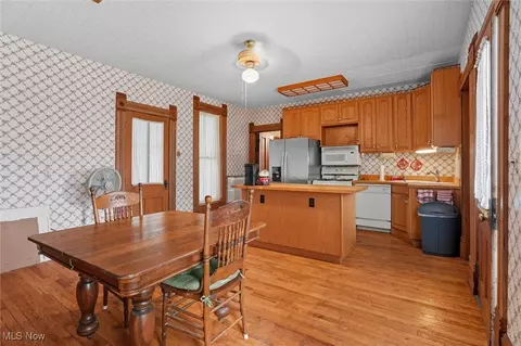60 E Walnut St, Jefferson, OH 44047 photo 18
